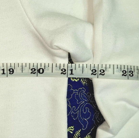 BTS Sweatshirt 💥 Ladies Large - Picture 5 of 9